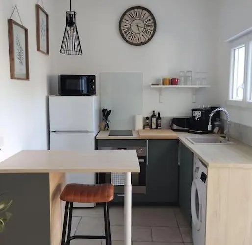 Holiday home Detente Sous Le Figuier *